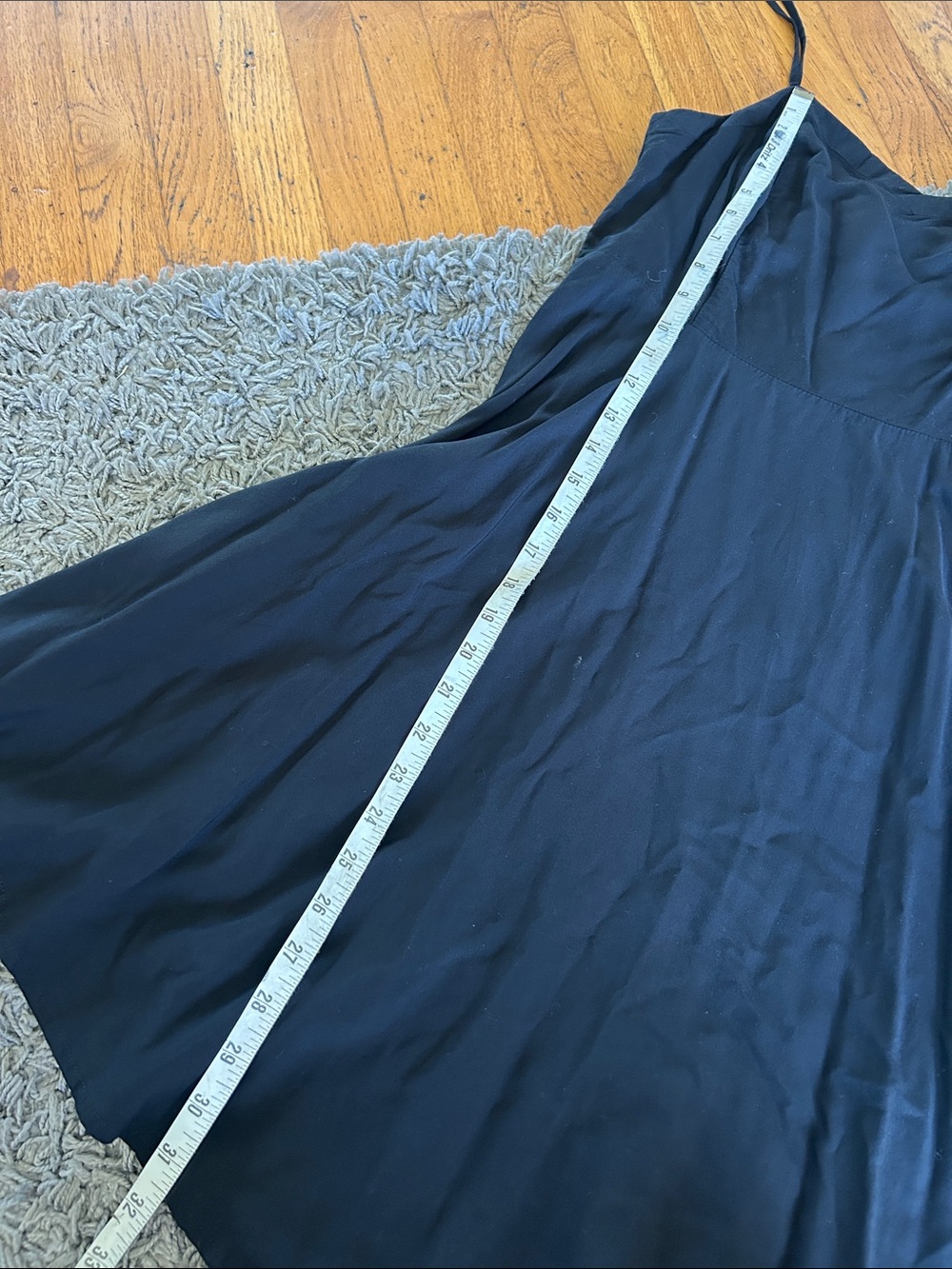 Old Navy Women's Black Slip Dress with Spaghetti Straps Size Medium - Picture 5 of 8